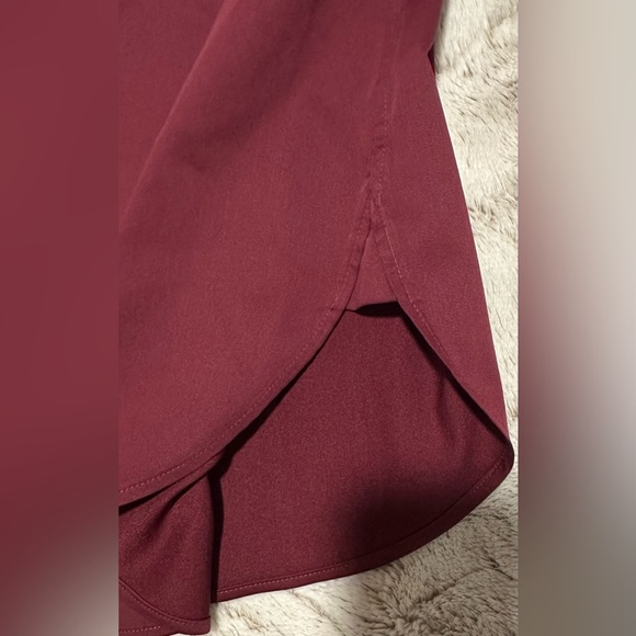 Chico's Maroon Red No Iron Stretch Button-Down Shirt - Picture 14 of 15